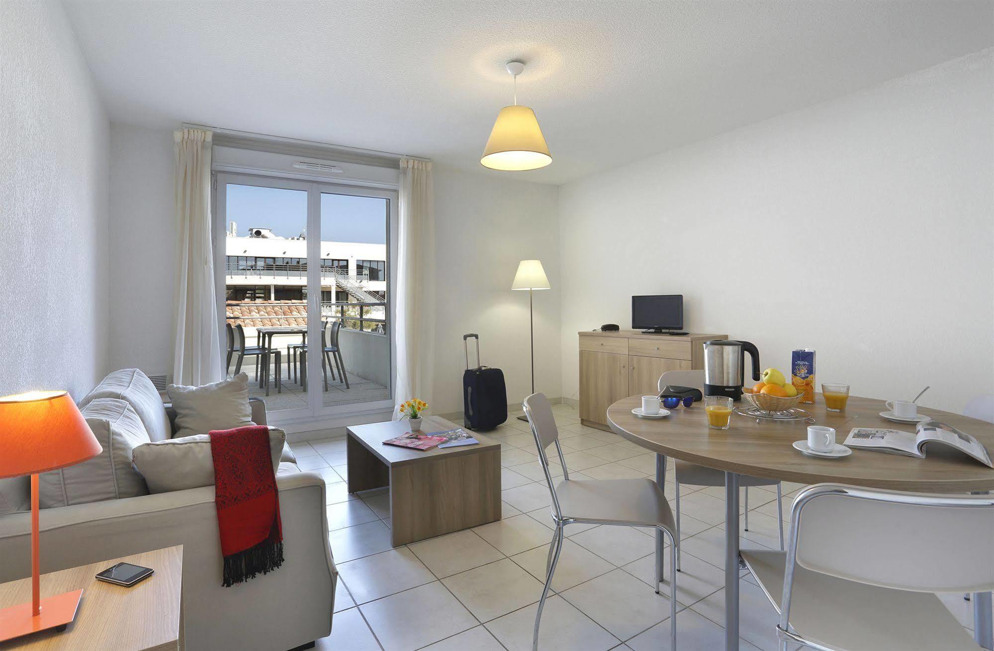 Vacancéole - Résidence Cap Camargue Le Grau-du-Roi Exterior foto